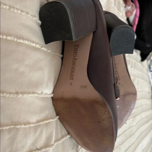 Elegant Brown Loafers for Women - Picture 6 of 8